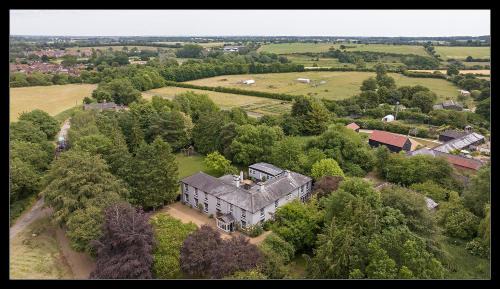 Norwich House | Stubbs House, Loddon, sleeps 20, 2 hot tubs