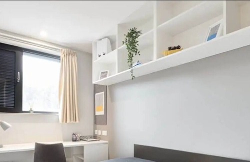 Coventry House | Student Only - Affordable room close to City Center