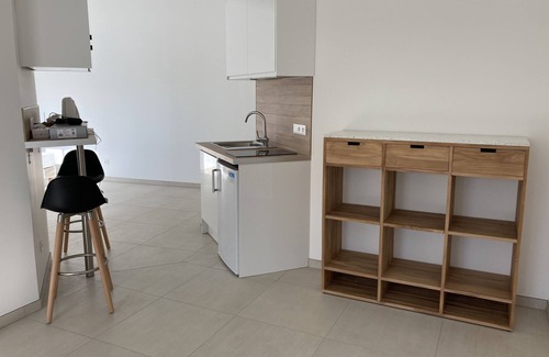 Mantes-la-Jolie Apartment | Studio à Louer Style Loft Cuisine Équipée Salle de Bain Avec Douche