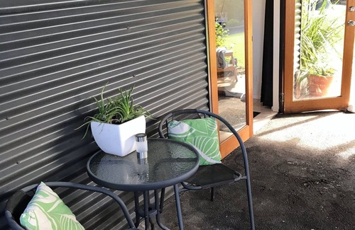 Armidale Apartment | Studio 163 - cosy self-contained studio in Armidale