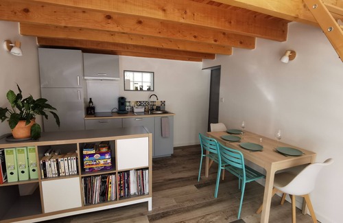 La Couronne House | Studio 2/4 persons near beaches with large garden