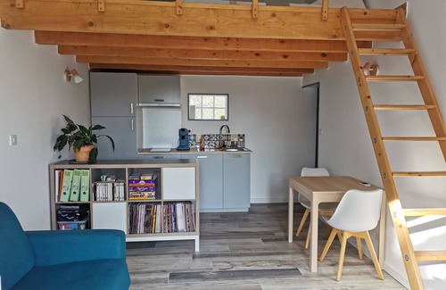 La Couronne House | Studio 2/4 persons near beaches with large garden