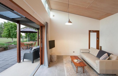 Hillvue Villa | Studio 367