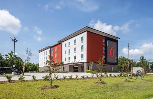 Gonzales Hotel | Studio 6 Gonzales, LA Baton Rouge Geismar Prairieville I 10