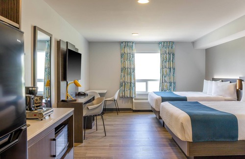 Algoma District Hotel | Studio 6 Hornepayne, ON