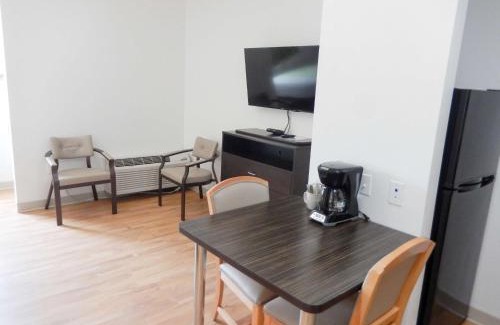 Ingleside Hotel | Studio 6-Ingleside, TX