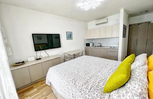 Pag Apartment | Studio Apartma PAG BLUE OCEAN 1 with sea view