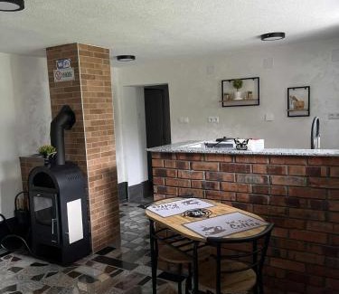 Kulen Vakuf Apartment | Studio Apartman Azra