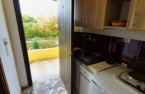 Melikia Apartment | Studio Apartment 'Alexandra Studio 6' with Private Balcony & Wi-Fi