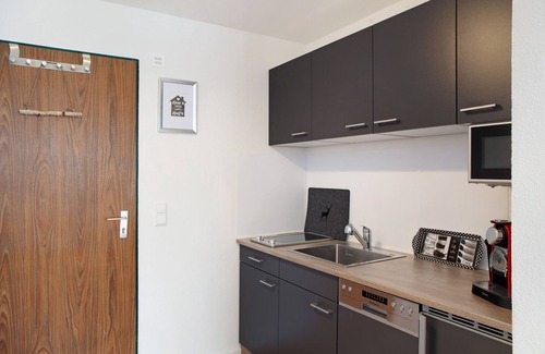 Buching Apartment | Studio Apartment 'Ferienwohnung Bergblick' with Mountain View, Balcony and Wi-Fi