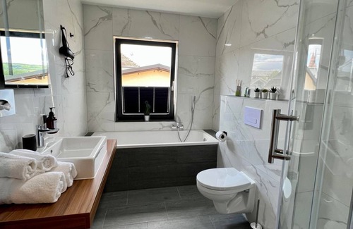 Weiskirchen Apartment | Studio Apartment - JUNIPRO Hotel Schinderhannes