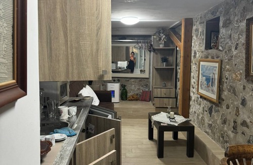 Vrachasi Apartment | Studio Apartment 'Paradise Home 2' with Sea View, Wi-Fi and Air Conditioning