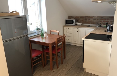 Zirovnica Apartment | Studio Apartment Rikli Rodine near Bled