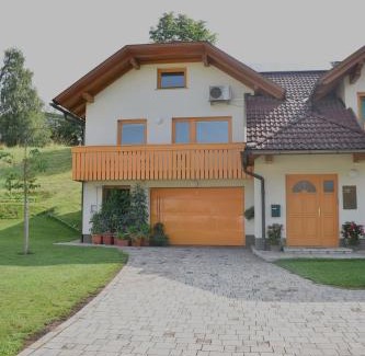 Radovljica Apartment | Studio apartment Velis