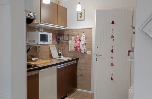 Fiumalbo Apartment | Studio apartment with a view of Mount Cimone and the village of Fiumalbo