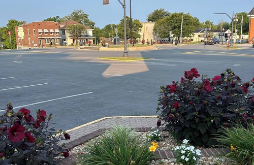 Jamestown Apartment | Studio apartment with bunkroom just 3 miles from Jamestown Marina!