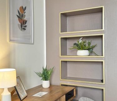 Meaux Apartment | Studio B2 - Centre-Ville Meaux - Proche Disneyland
