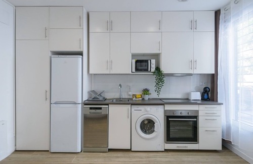 San Blas-Canillejas Apartment | Studio close to Metropolitano, airport and IFEMA