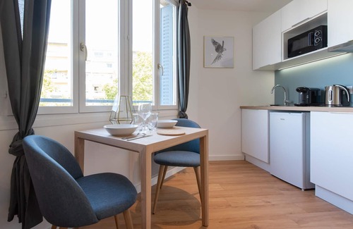 Jean Moulin - Marius Berliet Apartment | Studio-Comfort-Wet room-Street View