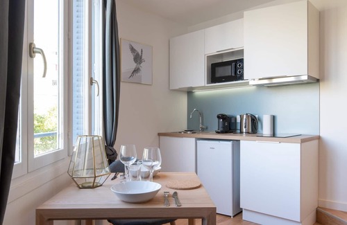 Jean Moulin - Marius Berliet Apartment | Studio-Comfort-Wet room-Street View