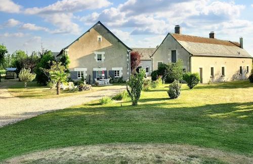Thilouze Apartment | Studio confortable à Thilouze de 55 m² avec jardin privatif