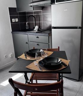 Pignan Apartment | Studio cosy à Pignan au coeur du village médieval