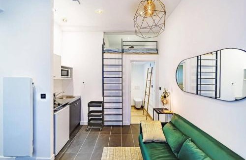 Saint Clair Apartment | Studio cosy avec mezzanine, bien équipé, Caluire