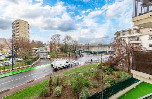 Drancy Apartment | Studio Cosy proche Paris - Aeroport CDG - Le Bourget - T11 - Parc des expositions
