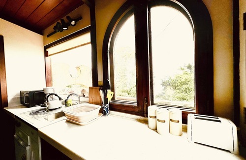 Brewers Bay Apartment | Studio Cottage @ Botanica