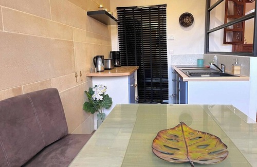 Crevic Apartment | Studio Détente, Sport, Nature et Découvertes, Proche Nancy