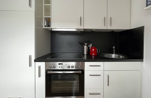 Bad Peterstal-Griesbach Apartment | Studio Apartment 'Sagenhafter Ausblick' with Mountain View, Terrace and Wi-Fi