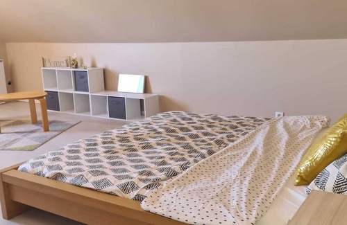 Courcouronnes Apartment | Studio Disponible/18m2/40 Mins de Paris