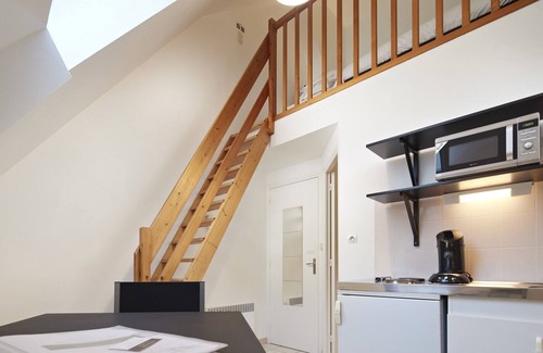 Ancenis Apartment | Studio Duplex - Côté Jardin