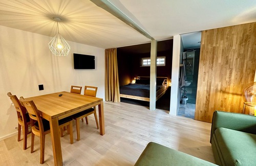 Kuhnhausen Bed & Breakfast | Studio Elfenblume im EG des Bio-garten B&B Kastanienhof vor den Toren Erfurts