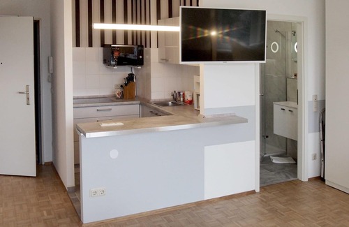 Neu-Isenburg Apartment | ★ Studio flat centrally located at the Isenburg centre
