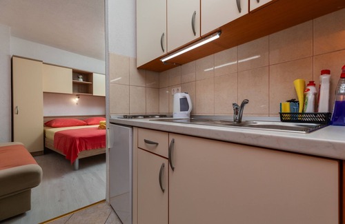 Drasnice Apartment | Studio flat near beach Drašnice, Makarska (AS-6697-b)