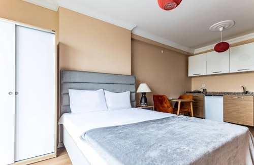 Atasehir Apartment | Studio Flat w City View 5 min to Emaar Square