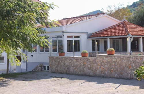 Vinjerac Apartment | Studio flat with terrace and sea view Vinjerac, Zadar (AS-3248-j)