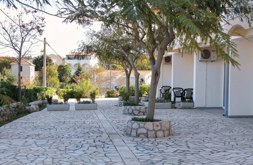 Vinjerac Apartment | Studio flat with terrace and sea view Vinjerac, Zadar (AS-3248-k)