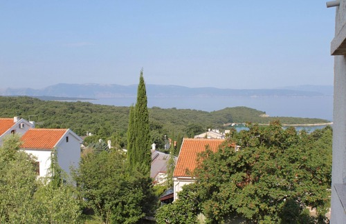 Njivice Apartment | Studio flat with terrace and sea view Njivice, Krk (AS-5458-a)