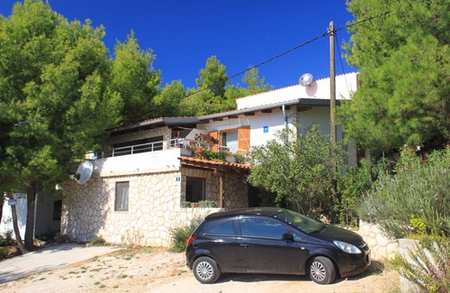 Rukavac Apartment | Studio flat with terrace and sea view Rukavac, Vis (AS-2444-a)