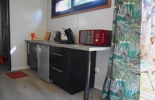 Etang Sale Les Bains House | Studio in lush greenery located 200m from the beach