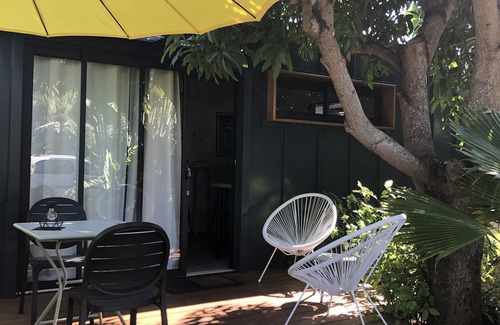 Etang Sale Les Bains House | Studio in lush greenery located 200m from the beach