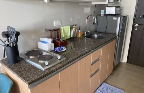 Bagumbayan Apartment | Studio in One Eastwood Avenue