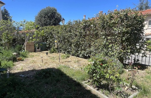 Vernet-les-Bains Apartment | Studio in residential area with garden