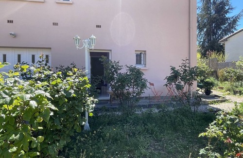 Vernet-les-Bains Apartment | Studio in residential area with garden