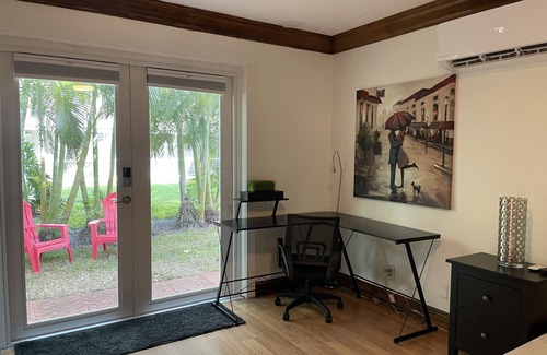 Greenview Shores Apartment | Studio in the heart of Wellington, 3 miles from the Polo Club and WEF