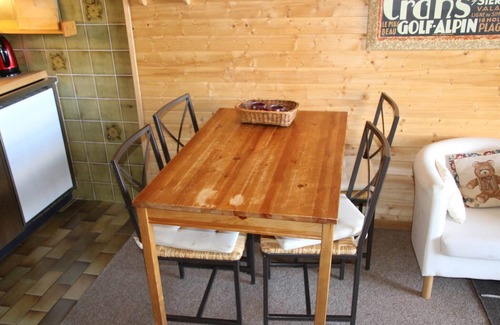 Veysonnaz Apartment | Studio in Veysonnaz near Ski Lift