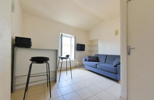 La Fare-les-Oliviers Apartment | Studio Lavande