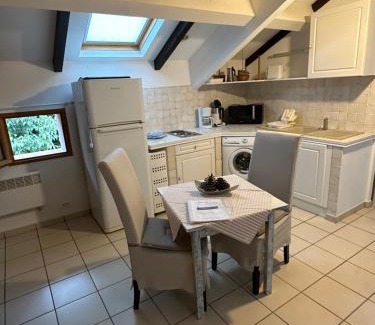 Sainte-Lucie-de-Tallano Apartment | Studio Le Petit Nid d'Amour meublé Tourisme 3 étoiles Poggio